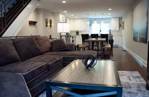 Fitler Square House | Parking, Pool Table and Patio! Heart of the Philly