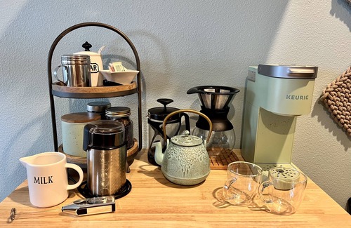 Westport Condo | Partial ocean view ~ Saltwater Heated Pool ~ Hot Tub ~ King Bed!