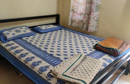 Revadanda House | Parvati Niwas Homestay Nearby Revdanda beach and fort- WiFi Available