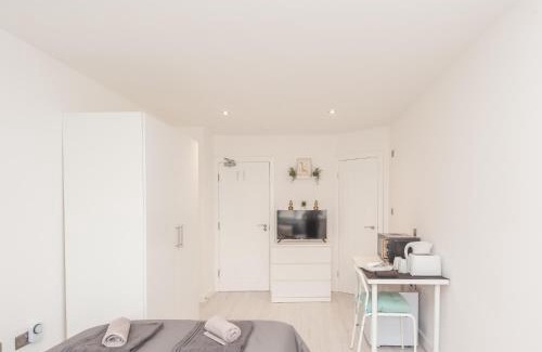 Burnley Apartment | Pass the Keys Burnley Central Hub Couples Choice