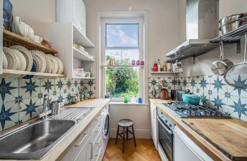 Herne Hill Apartment | Pass the Keys Exquisite Flat - Ten minutes to Central London
