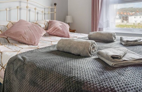 Aberystwyth House | Pass the Keys | Fab 3B House