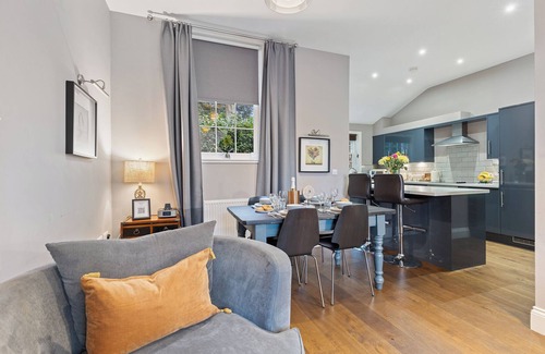 York House | Pass the Keys | No. 1 - Laurel Cottage