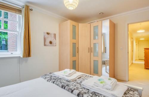 Canterbury Apartment | Pass The Keys Quiet 2-Bed Apartment on the Ground Floor