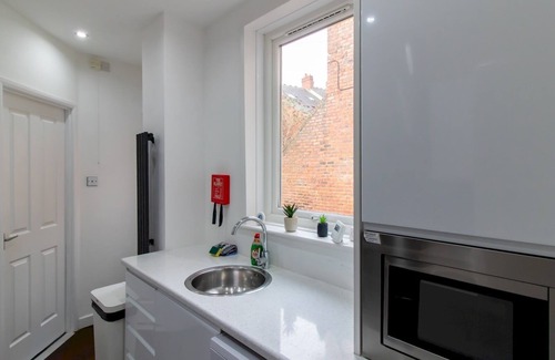 Jesmond House | Pass the Keys | Spacious 3-Bedroom Flat in the Heart of Jesmond