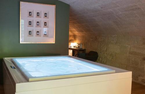 Lussac Bed & Breakfast | Pavillon des Millésimes, Piscine & SPA