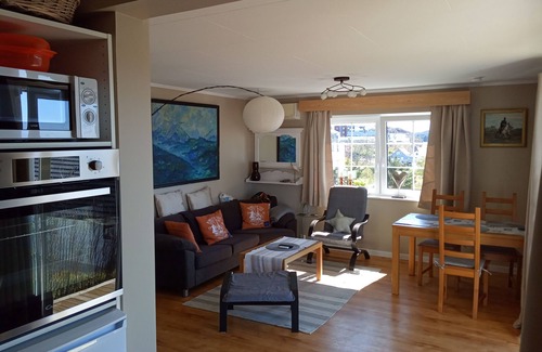 Rong Apartment | Peace and quiet viev sea view. Close to Bergen.