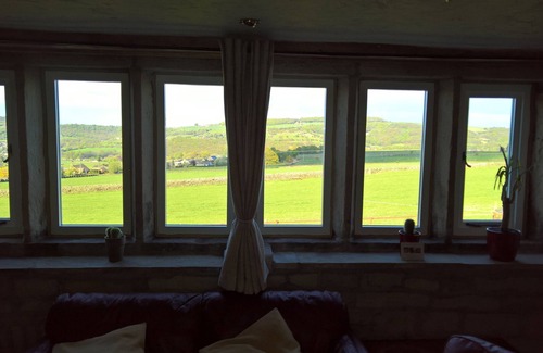 Honley House | Peaceful 18th Century Weaver's cottage , perfect for a weekend retreat!