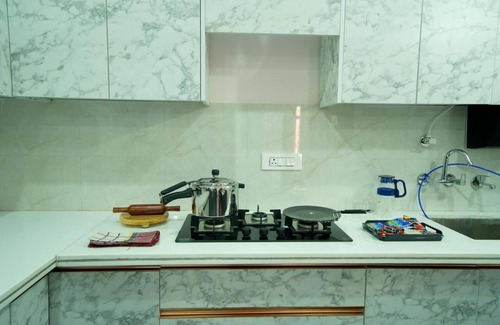 Dehradun Apartment | Peaceful 2 Bed 2 Bath Spacious Floor Available