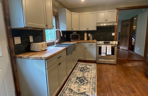 Honeoye House | Peaceful Cabin for Family Fun or Romantic Getaway!