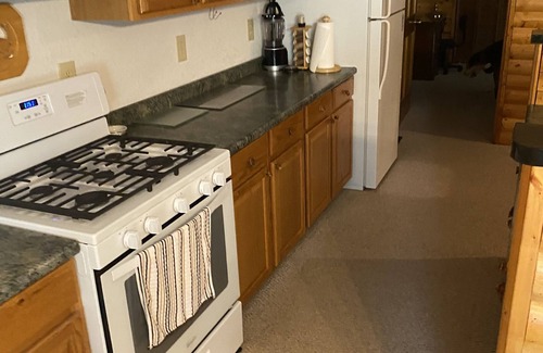 Burnside Cabin | Peaceful Cabin located in beautiful Des Moines River valley