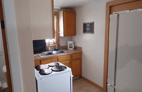 White Cloud Cottage | Peaceful cabin on Robinson Lake at Millers Resort!