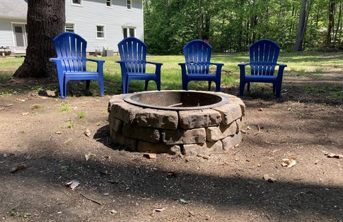 Gansevoort House | Peaceful Home 5 miles away from Saratoga Springs & right on McGregor Golf Course