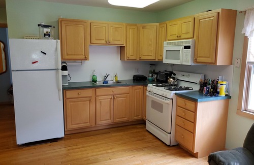 Fort Ann Cottage | Peaceful Nest: Family cottage with boat slip on Lake George, NY