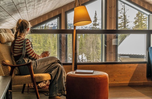 Oystre Slidre Cabin | Peaceful Oasis With Panoramic Views & Sauna in Beitostølen