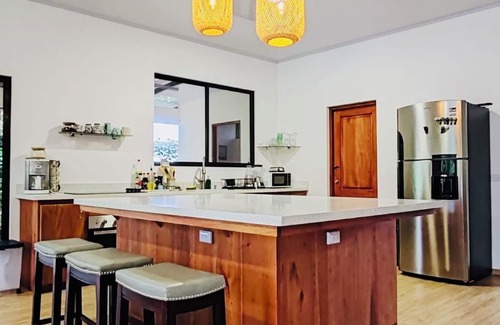 Chachagua House | Peaceful Private Villas with Pool near La Fortuna! - Perfect for Large Groups