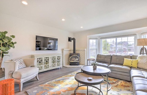 Santa Rosa House | Peaceful Windsor Retreat with Private Hot Tub!