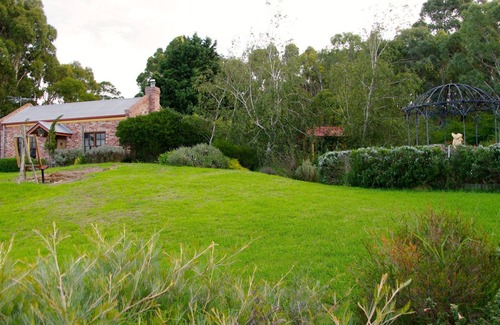 Inman Valley Cottage | Pear Tree Hollow Cottage