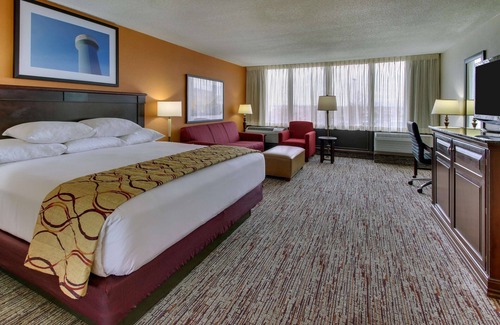 Arnold Hotel | Pear Tree Inn St. Louis Arnold