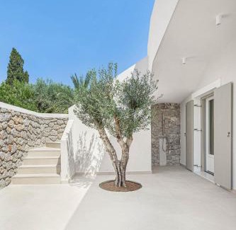 Spetses Villa | Pearl House - Luxurious new beach villa in Spetses stunning view