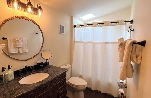 Ilwaco Bed & Breakfast | Pearl Inn Bed and Breakfast