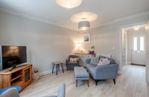 Overstrand House | Pebbles