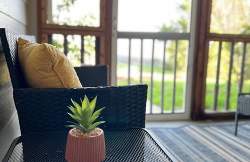 Temple Apartment | Pecan Place with Game Room near Scott & White