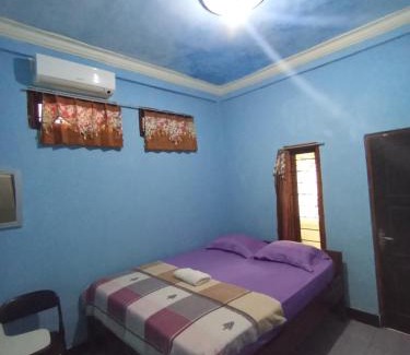 Kecamatan Praya Barat Daya House | Pedek Homestay