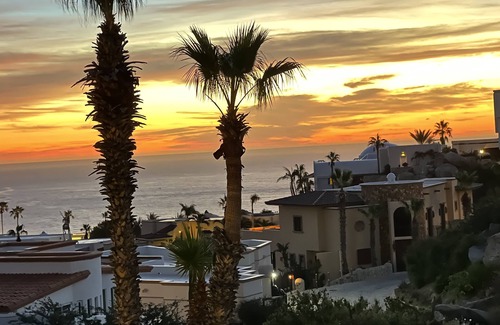 Pedregal Villa | Pedregal 2700sf Villa - Walk to Beach, Ocean View, Heated Pool, Fiber Optic WiFi