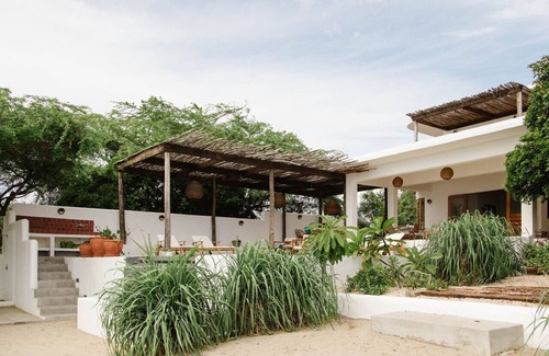 Treasure Beach Villa | Peeniwalli Villa with Private Pool & Beach Access, Treasure Beach