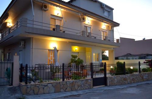 Pefki Apartment | Pefki Studios