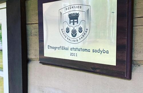 Ziurai Villa | Peledos troba