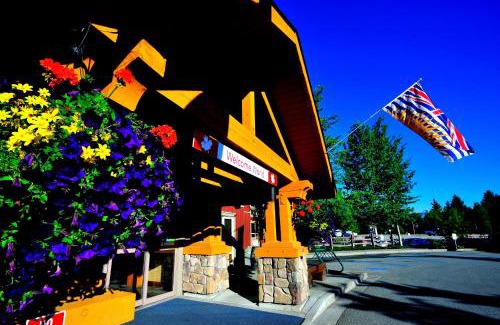 Pemberton Resort | Pemberton Valley Lodge