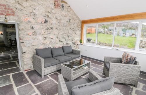 Garndolbenmaen House | Pen Y Braich Uchaf