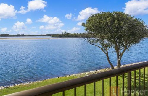 Yamba House | Peninsula Court 6 - LJHooker Yamba