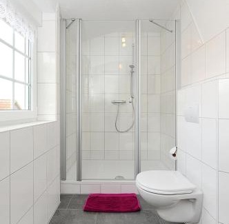 Werdum House | Pension Burggaststätte Heyken