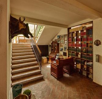 Moieciu de Jos House | Pension Conacul Vanatorului