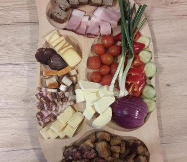 Albac House | Pensiunea agroturistică Casa Brădeana