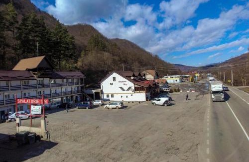 Racovita House | Pensiunea Bety