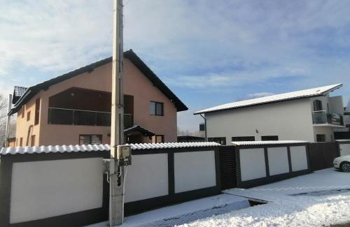 Baia de Fier House | Pensiunea Fira