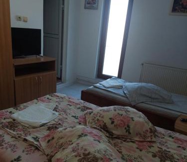 Sacelu House | Pensiunea Lucica