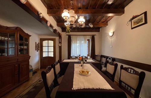 Sant House | Pensiunea Nechita