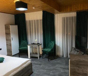 Auseu House | Pensiunea Valea Gepisului