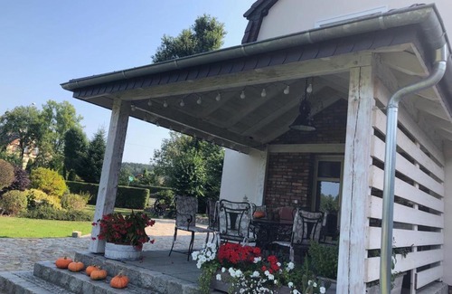 Nowogrod Bobrzanski House | Pensjonat Garack