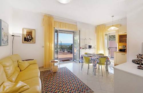 Spotorno Apartment | Penthouse apartment "Cielo E Mare" with Sea View, Private Terrace & Air Conditioning.