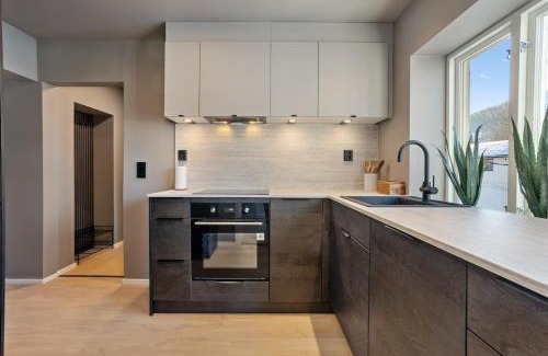 Drammen Apartment | Penthouse l Close To City Center l Balcony With City View l 3 bedroom