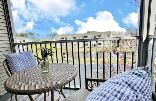 Rehoboth Beach Condo | Penthouse Place a TOP floor condo for you and yours
