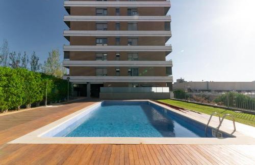 Cornella de Llobregat Apartment | Penthouse with Private Terrace & Pool Access