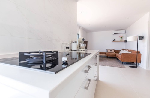 Mindelo Apartment | Penthouse with jacuzzi and sea view, Morabeza Deluxe