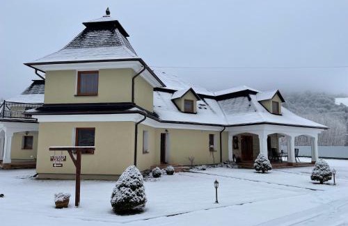 Oravsky Podzamok House | Penzión U dvoch levov